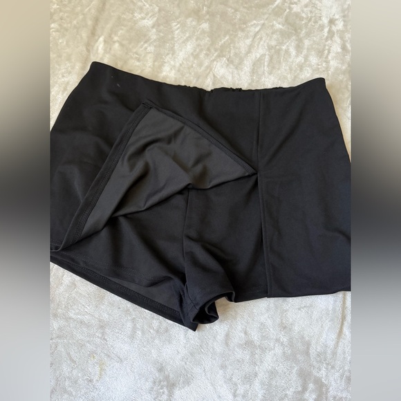 Split Hem Skirt - Picture 5 of 5